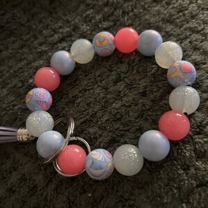 Colorful Beaded keychain Bracelet with Pink Blue seashell Accents